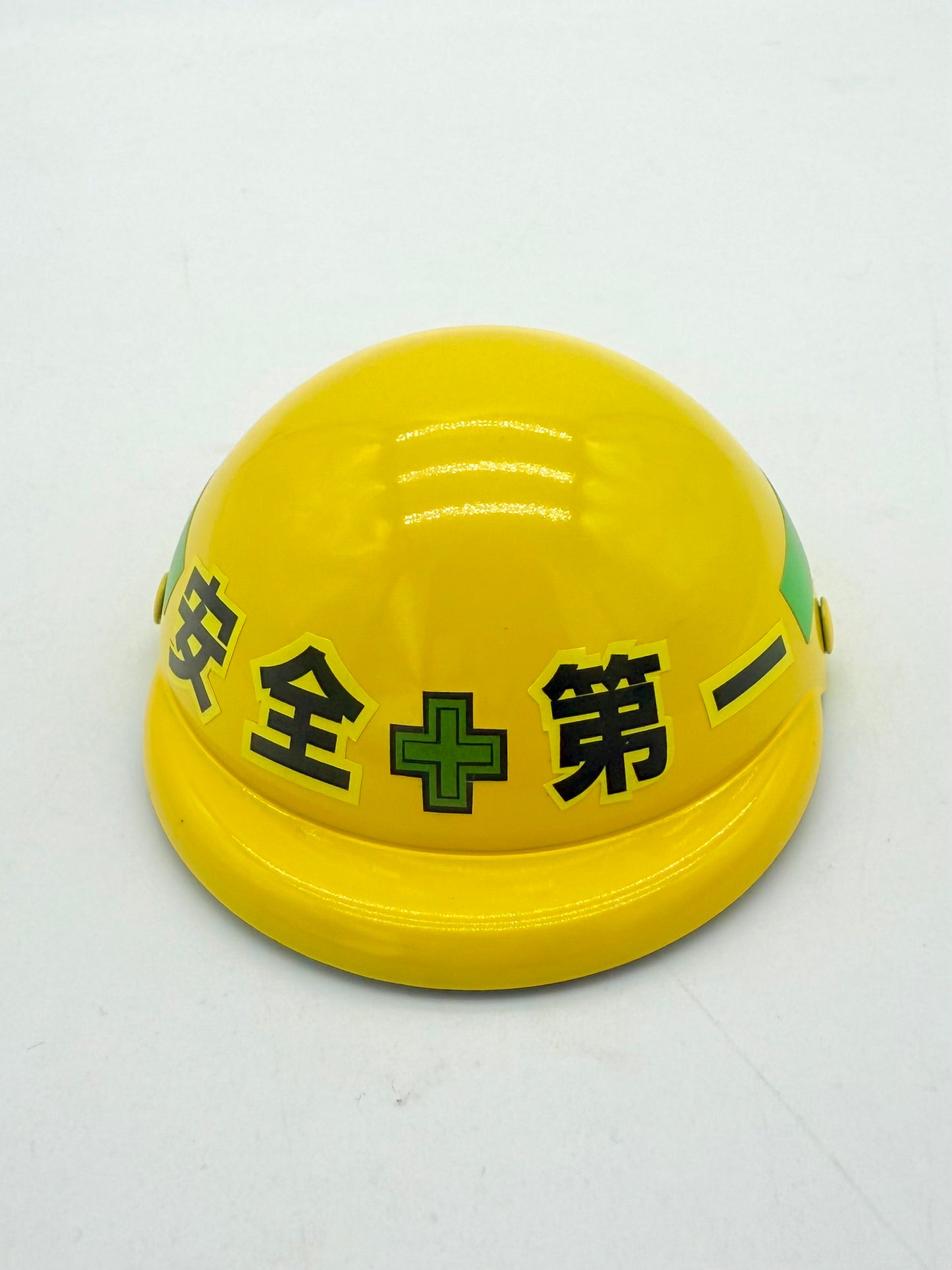 ワンちゃん用ヘルメット耳が出ないタイプ「安全第一」 正面
