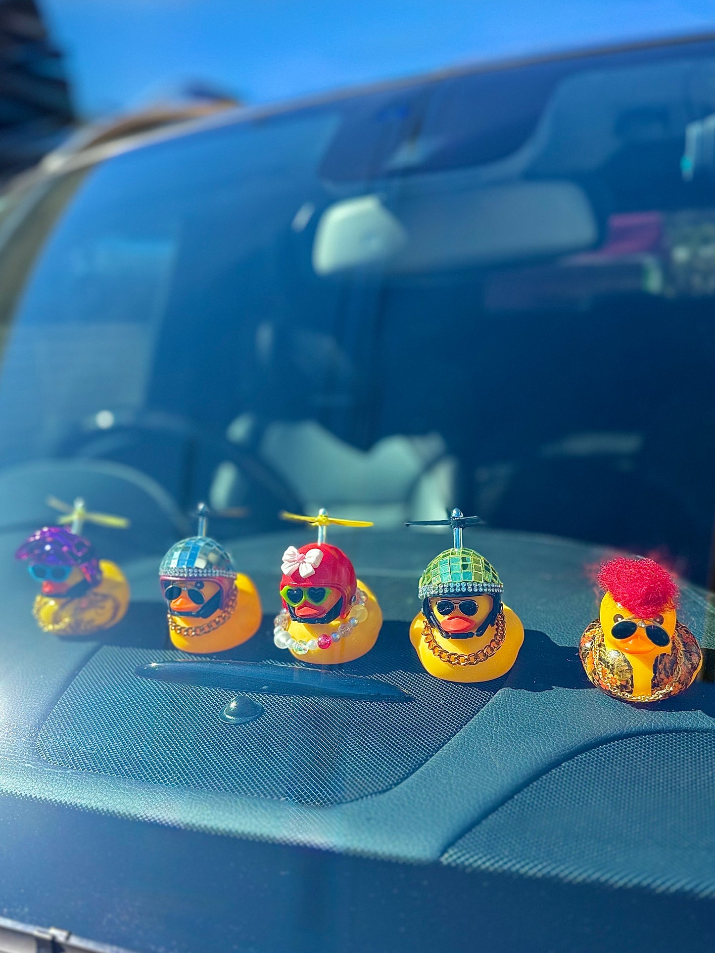 アヒル隊長自動車取付例