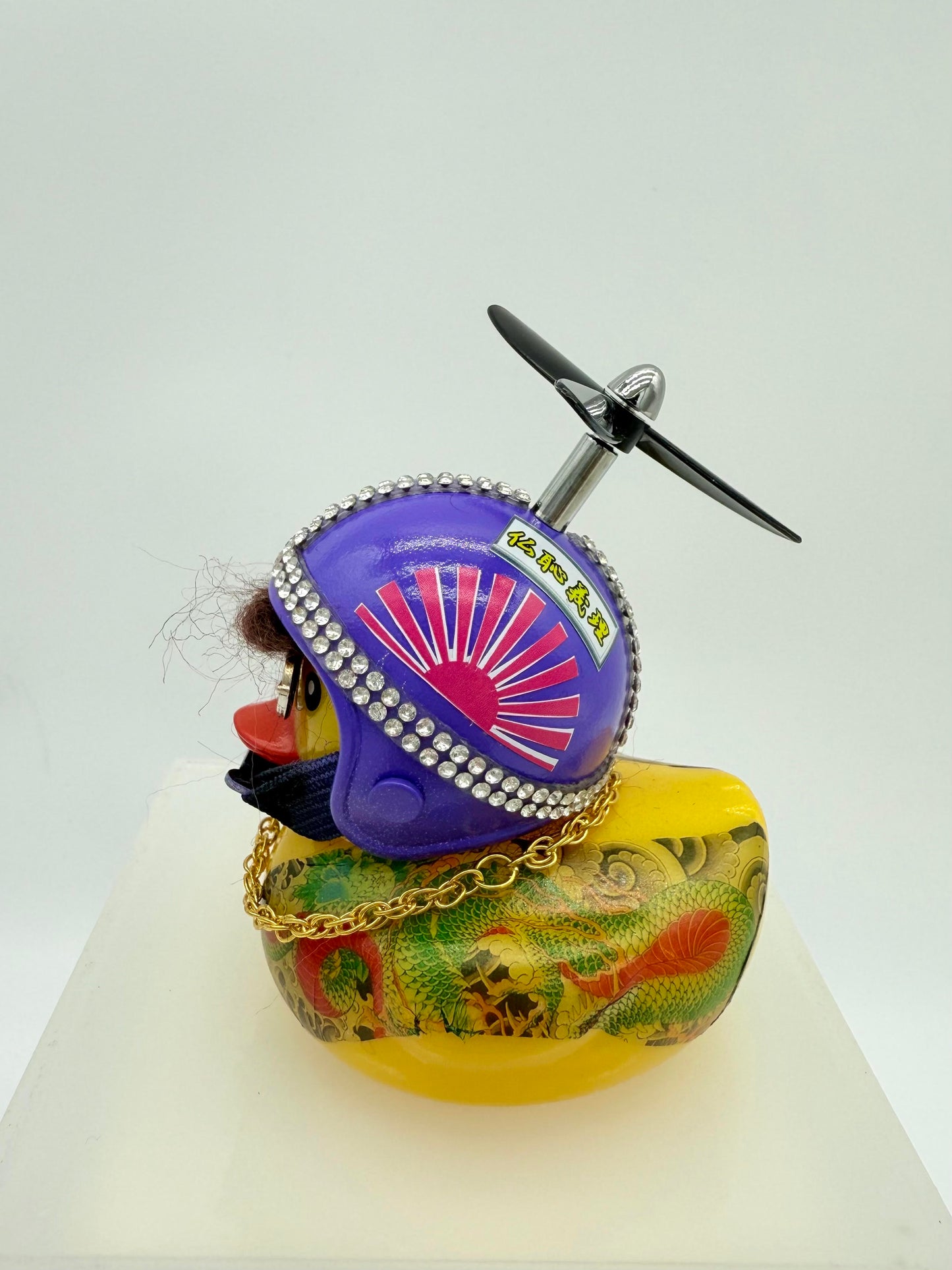 アヒル兄貴【入れ墨 龍と牡丹】左