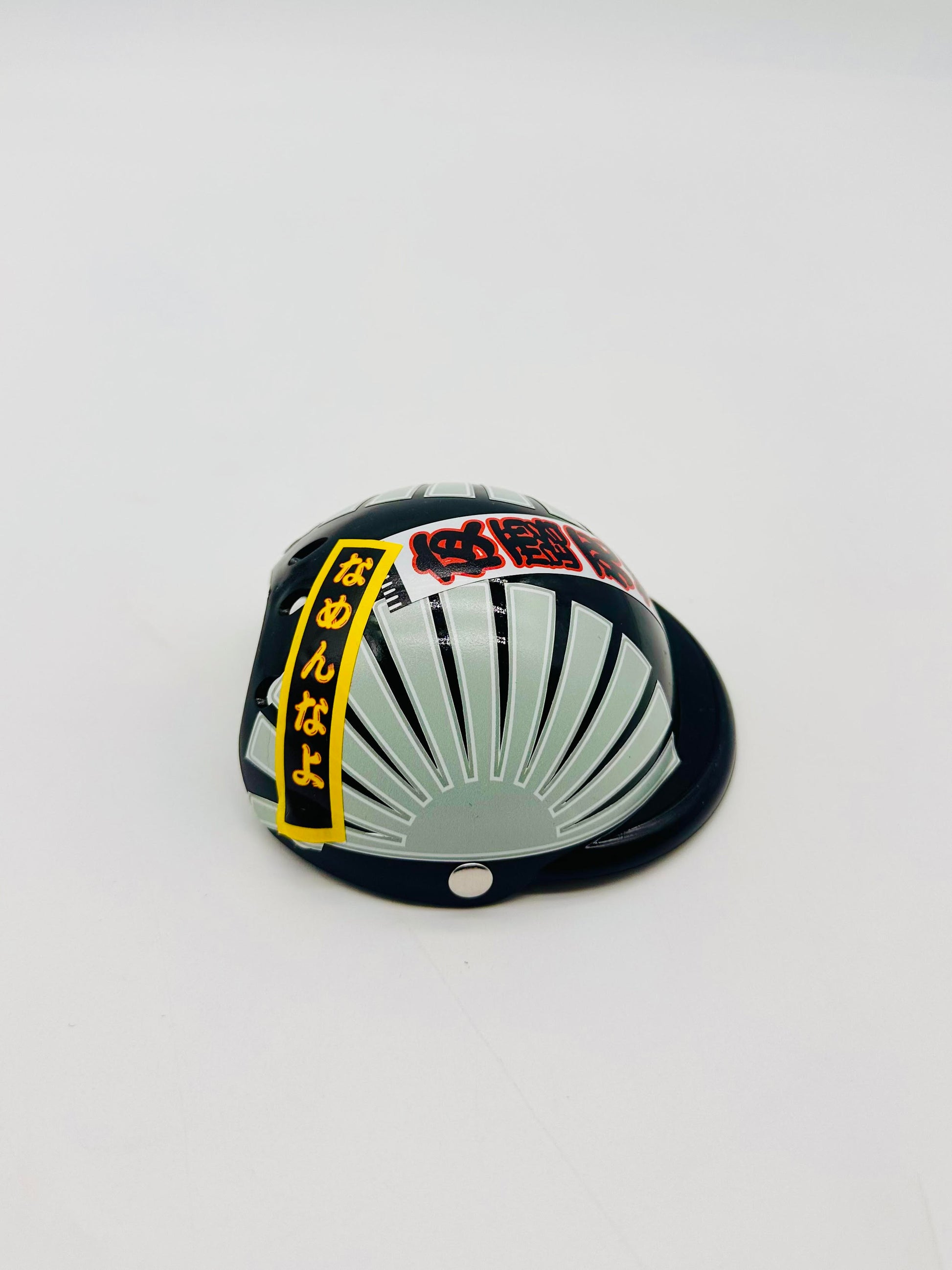 ヘルメット 日章旗